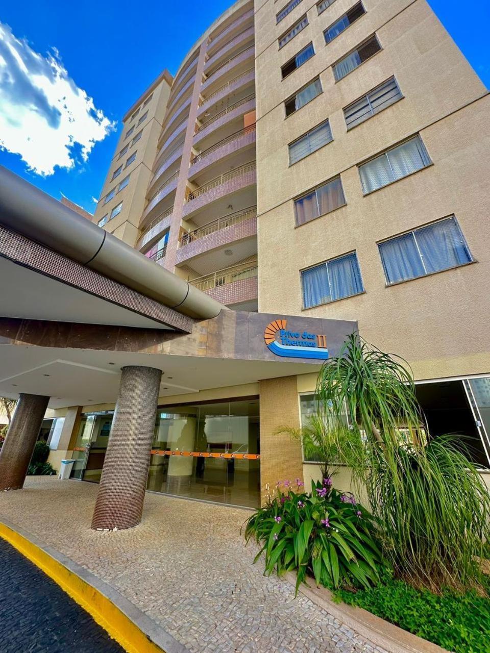 Caldas Novas - Prive Das Thermas II - Apto 3 Quartos - Parque Aquatico Aparthotel Ngoại thất bức ảnh